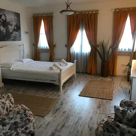 Al'cati Flaneur Bed & Breakfast Cesme