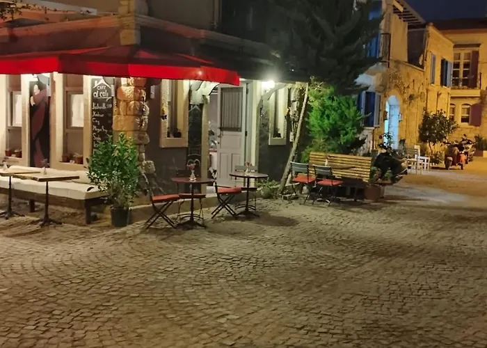Al'cati Flaneur 住宿加早餐酒店 4*