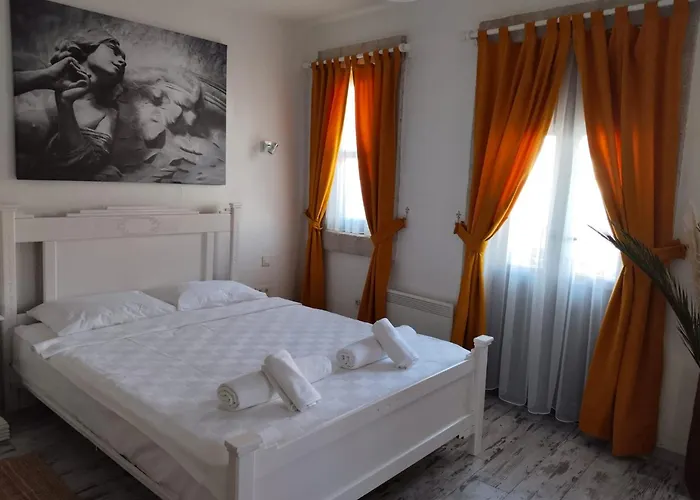 Al'cati Flaneur 4*